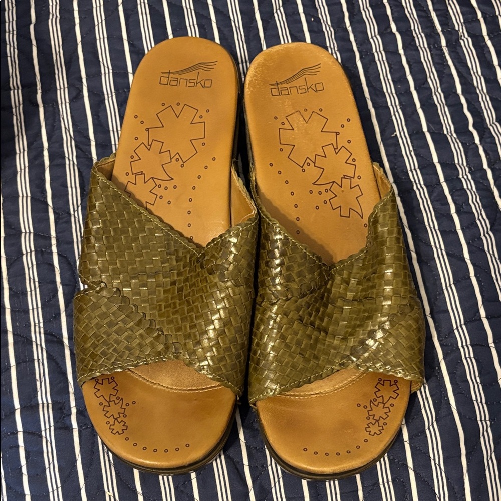 Dansko Women's Olive Woven Sandals
